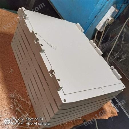 上海一东塑料异型材产品模具制造ABS塑胶异型材设计简易家具注塑塑料更衣柜板材生产家