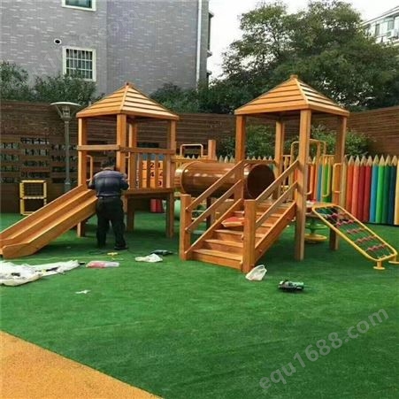 户外儿童游乐设施 室外木质滑梯厂家加工定制直销