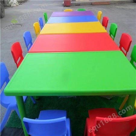 SF-385太原定制儿童桌椅 幼儿园用品厂家