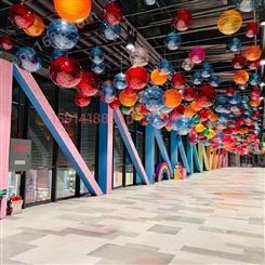 东莞飞剑亚克力球艺术走廊吊顶装饰彩色有机玻璃吊圆球